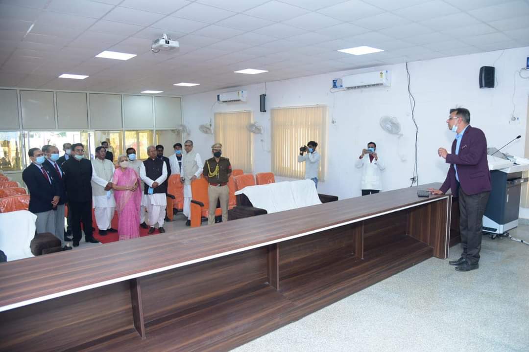 Hon’ble  Chancellor Visited the Goat Unit of DUVASU Mathura